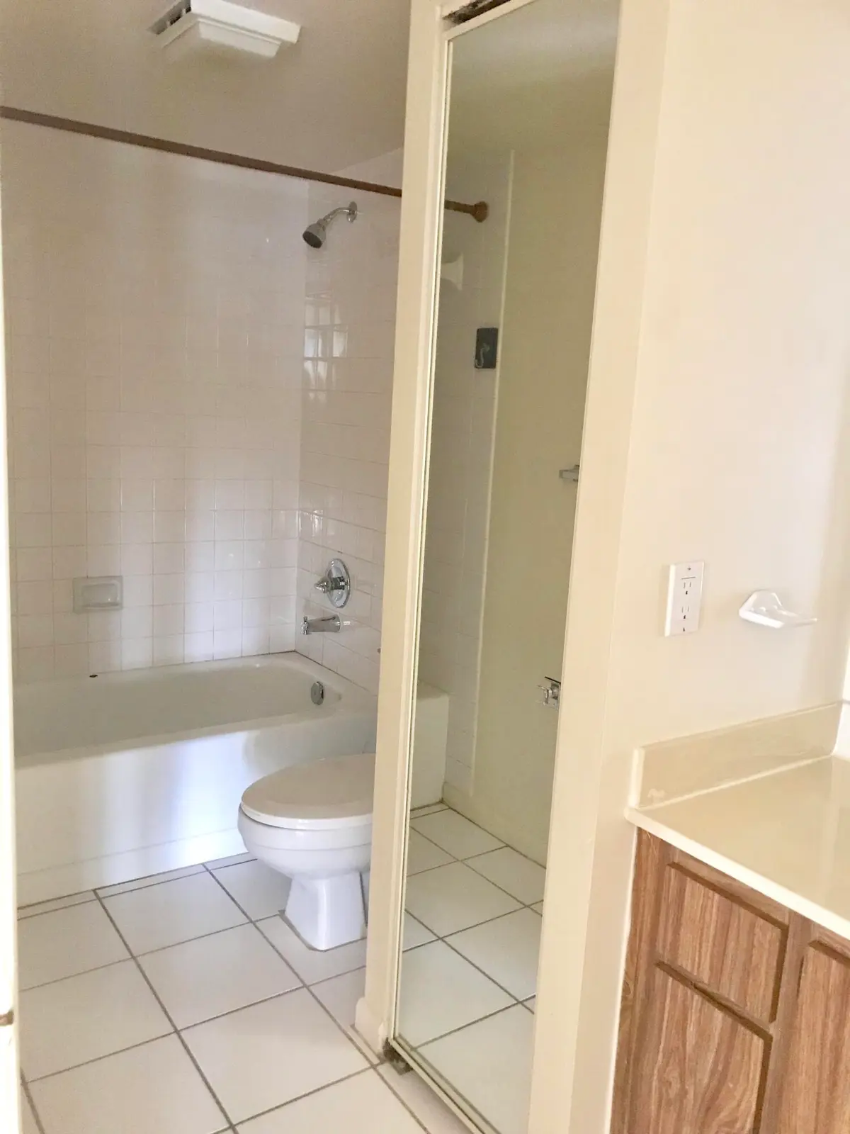 guest bath at 3719 37TH Way, West Palm Beach