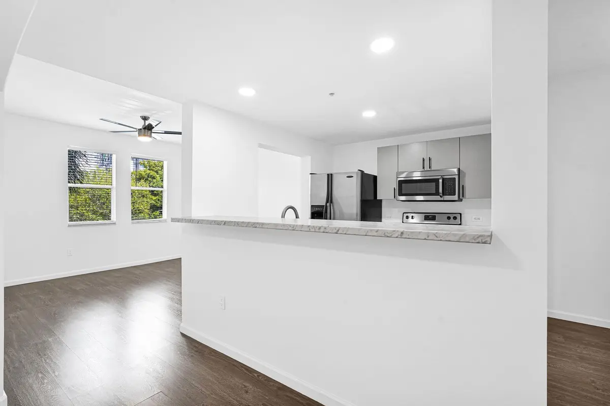 Photo 8 at 533 NE 3rd Avenue 230, Fort Lauderdale