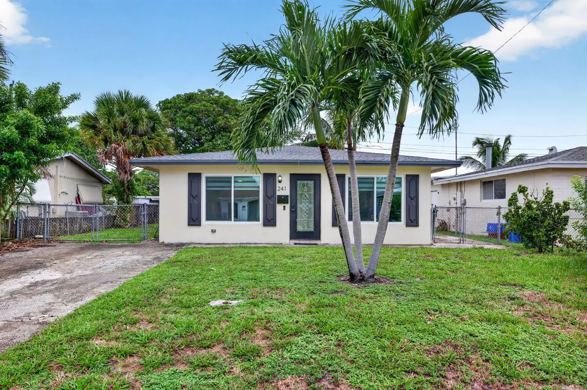 2-web-or-mls-b699A0293 at 241 NW 49TH Street, Oakland Park