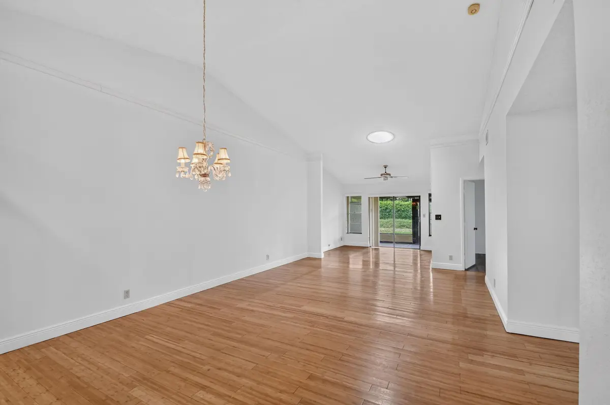 Dining/Living Room at 5423 Palm Springs Lane B, Boynton Beach