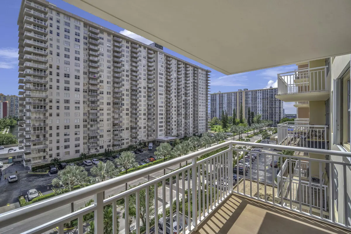 20-web-or-mls-DSC06761 at 251 174th Street 714, Sunny Isles Beach