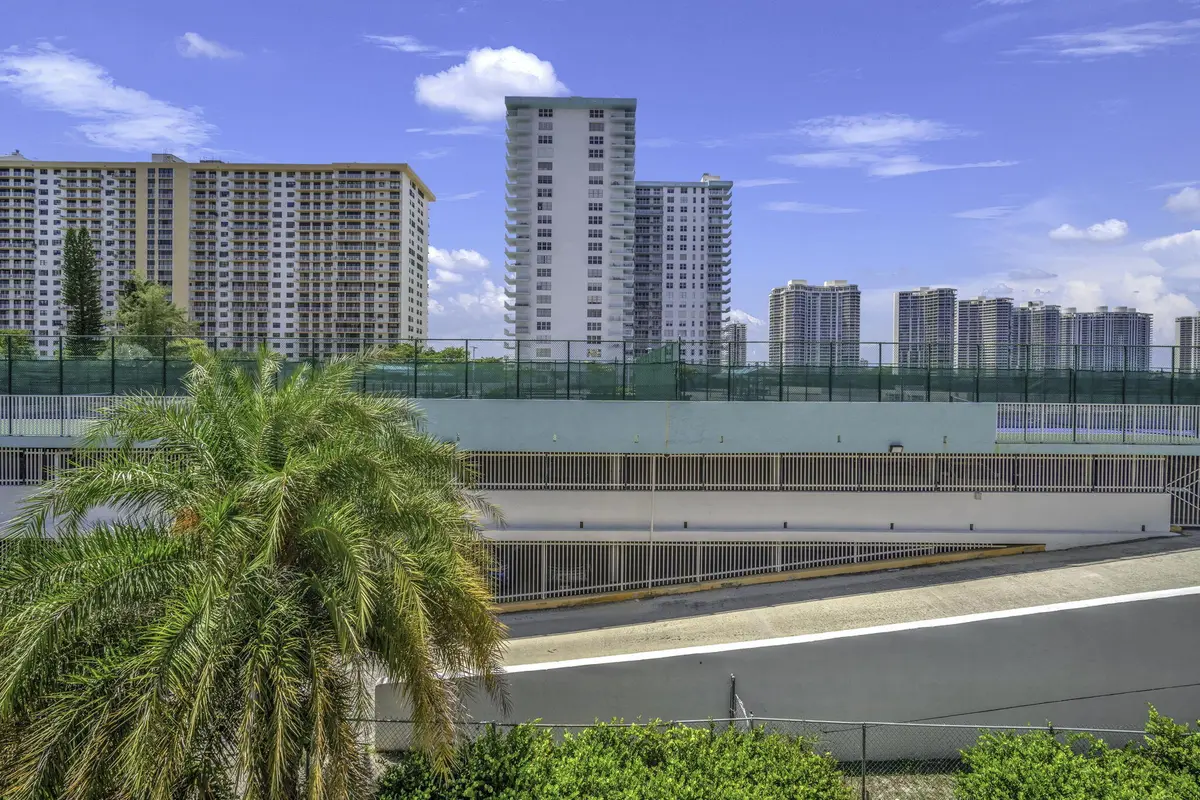 29-web-or-mls-DSC06790 at 251 174th Street 714, Sunny Isles Beach