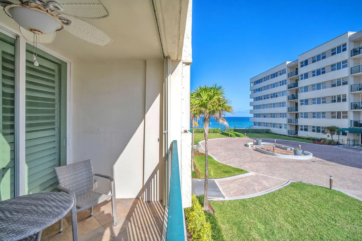 47-web-or-mls-DSC01147 at 1239 HILLSBORO MILE 202, Hillsboro Beach