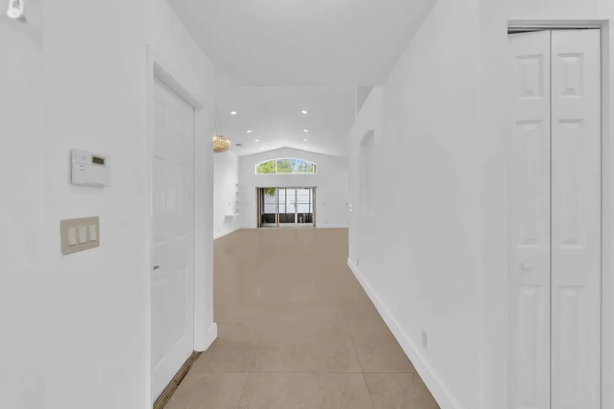 FPP000012048x1536 at 3307 SW 49th Street, Fort Lauderdale