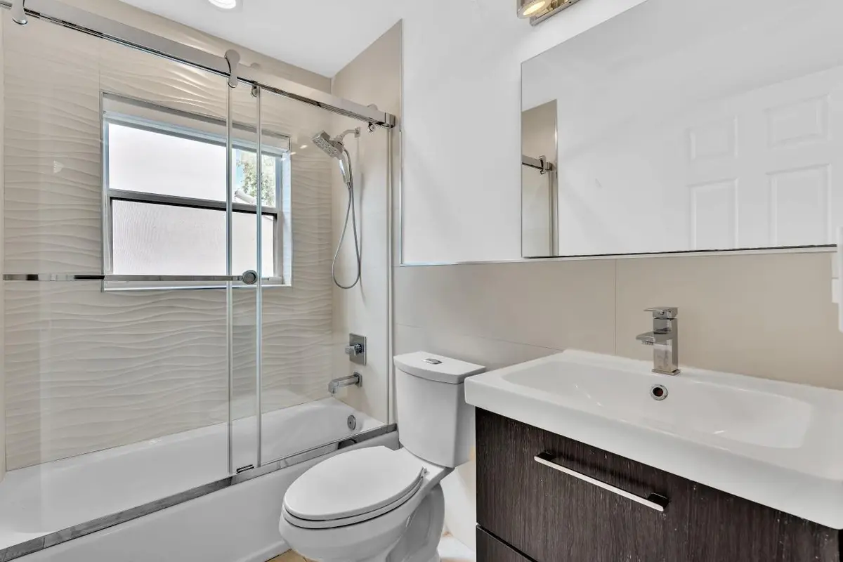 FPP00021 (4)2048x1536 at 3307 SW 49th Street, Fort Lauderdale