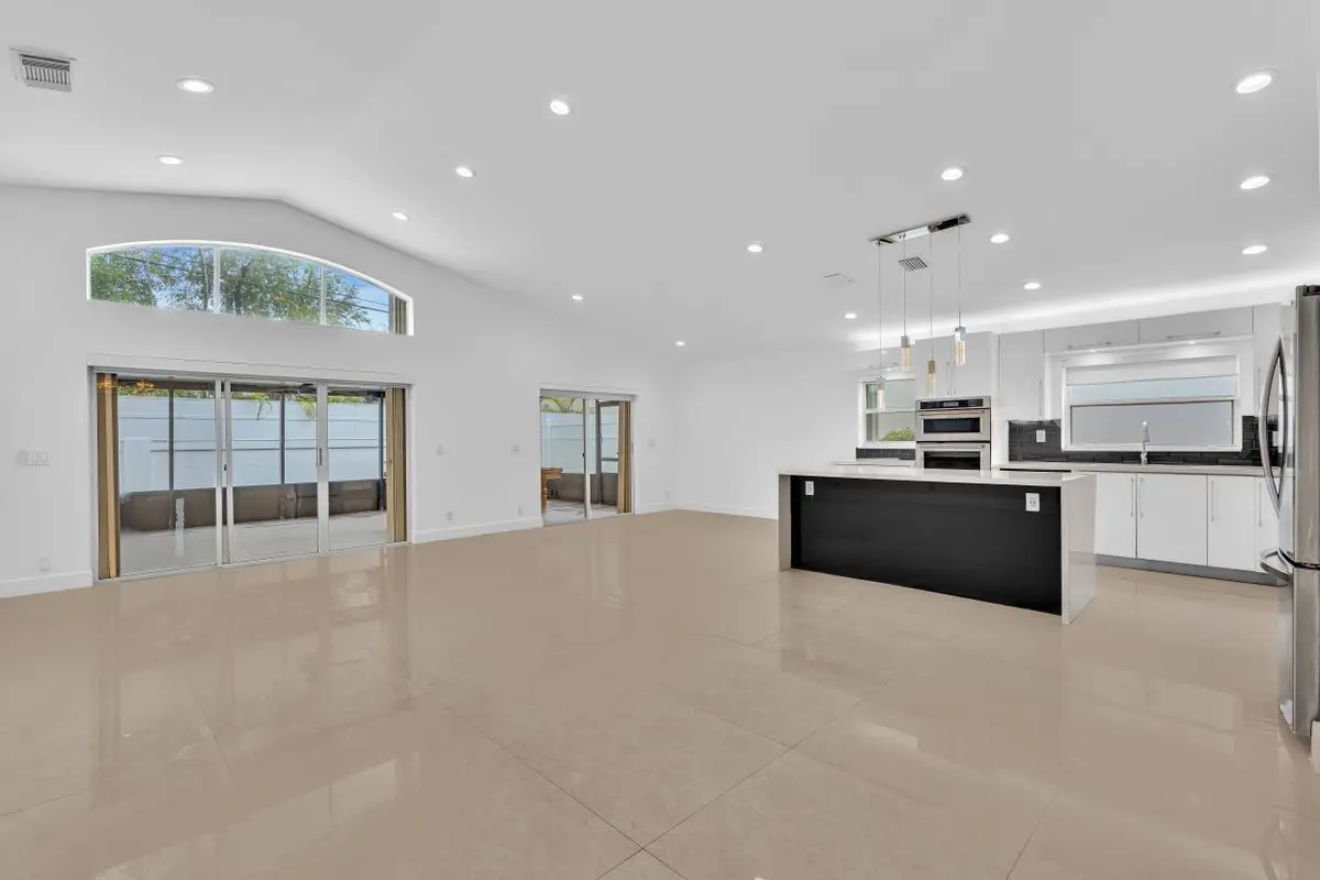 FPP00051 (12)2048x1536 at 3307 SW 49th Street, Fort Lauderdale