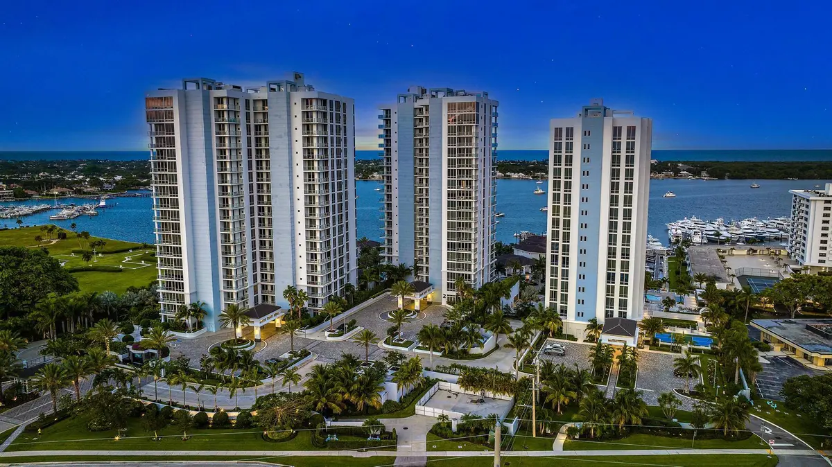 Exterior at 2 WATER CLUB Way 603, North Palm Beach