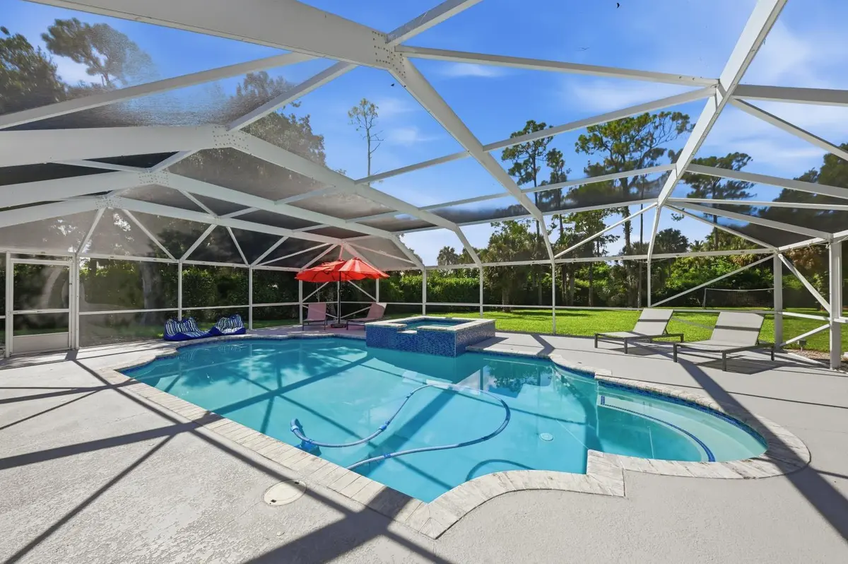 jose 35 at 13670 Doubletree Trail, Wellington