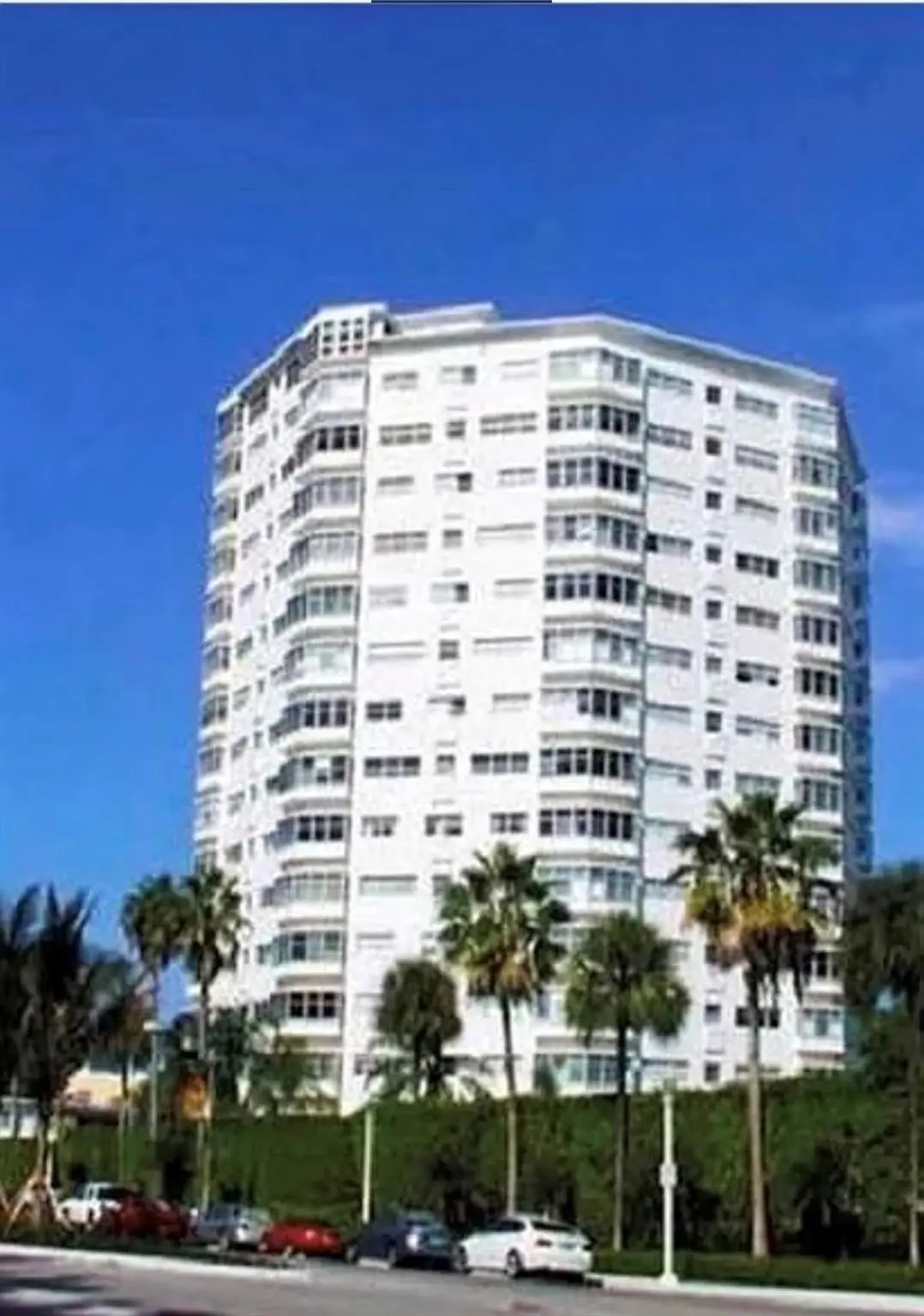 Photo 2 at 1881 WASHINGTON Avenue 8E, Miami Beach