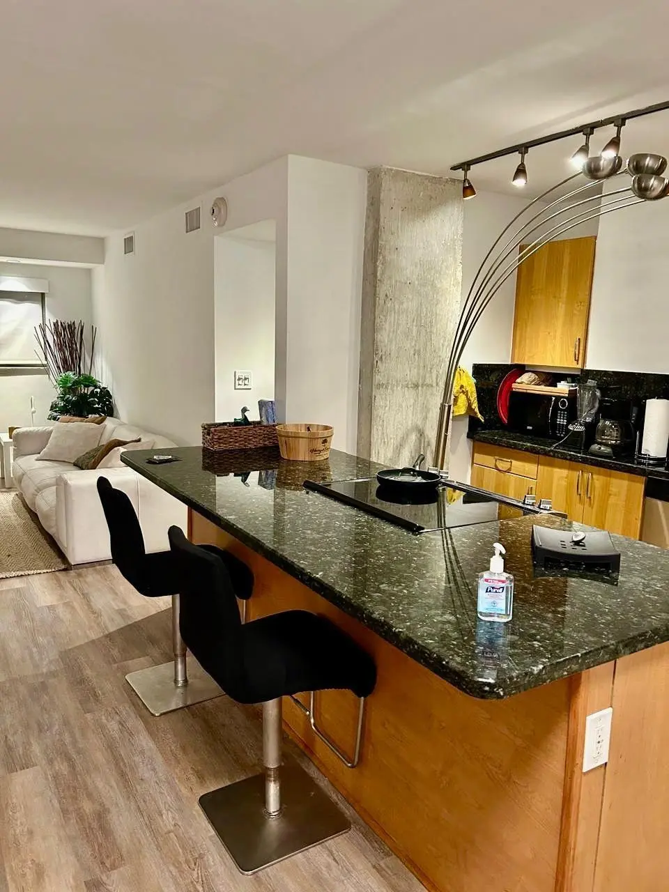 Photo 4 at 1881 WASHINGTON Avenue 8E, Miami Beach