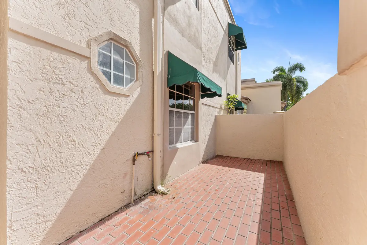 front porch at 6705 Via Regina, Boca Raton