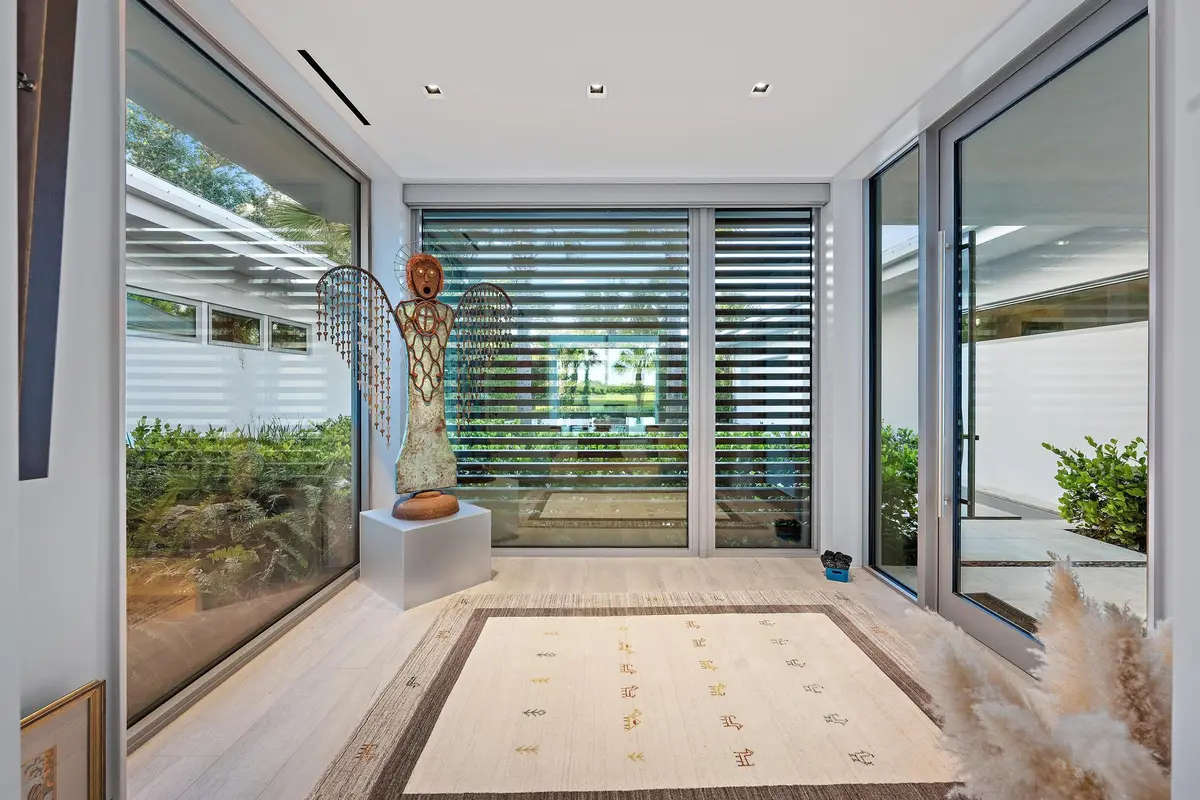 Entryway at 13421 Sabal Chase, Palm Beach Gardens