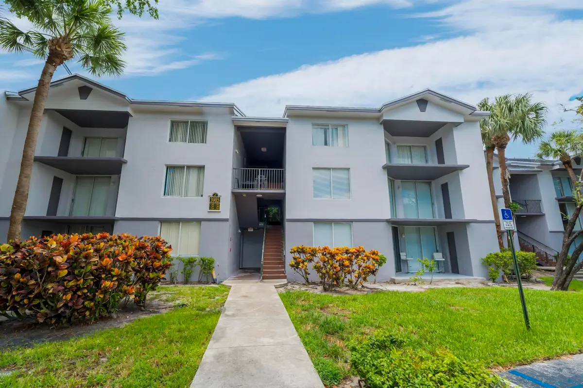 3985 W MCNAB Road A108, Pompano Beach, FL – photo 1