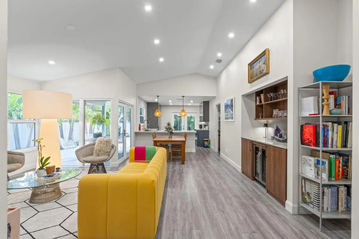 7-web-or-mls-A7409165 at 2474 Bedford Mews Drive, Wellington
