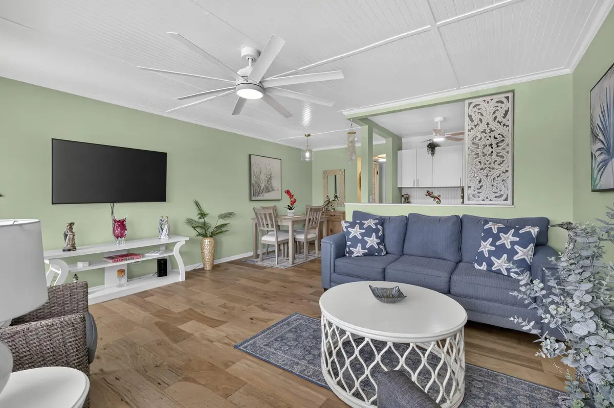 16-web-or-mls-BS1A1781 (1) at 62 Sussex C, West Palm Beach