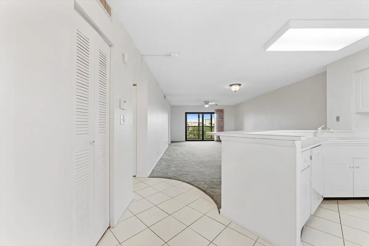05-5 at 2112 S CYPRESS BEND Drive 607, Pompano Beach