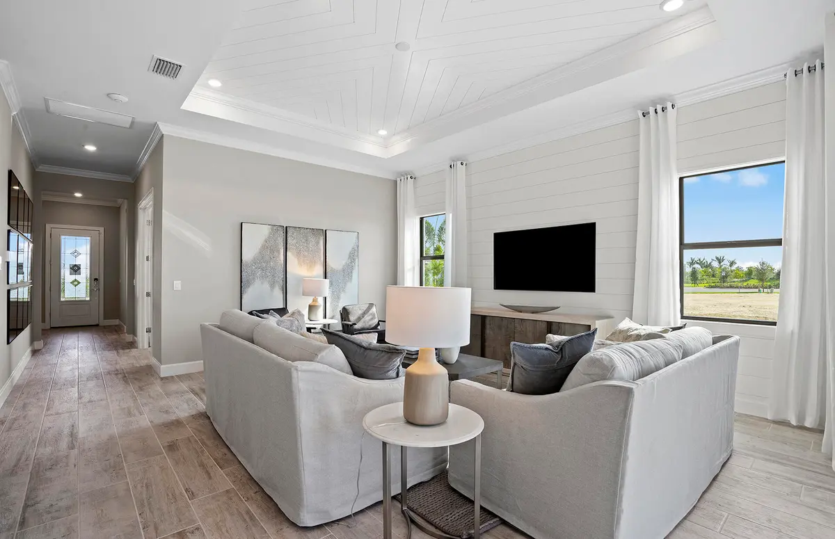 Gathering room at 10662 Northbrook Circle 29 Mystique, Palm Beach Gardens