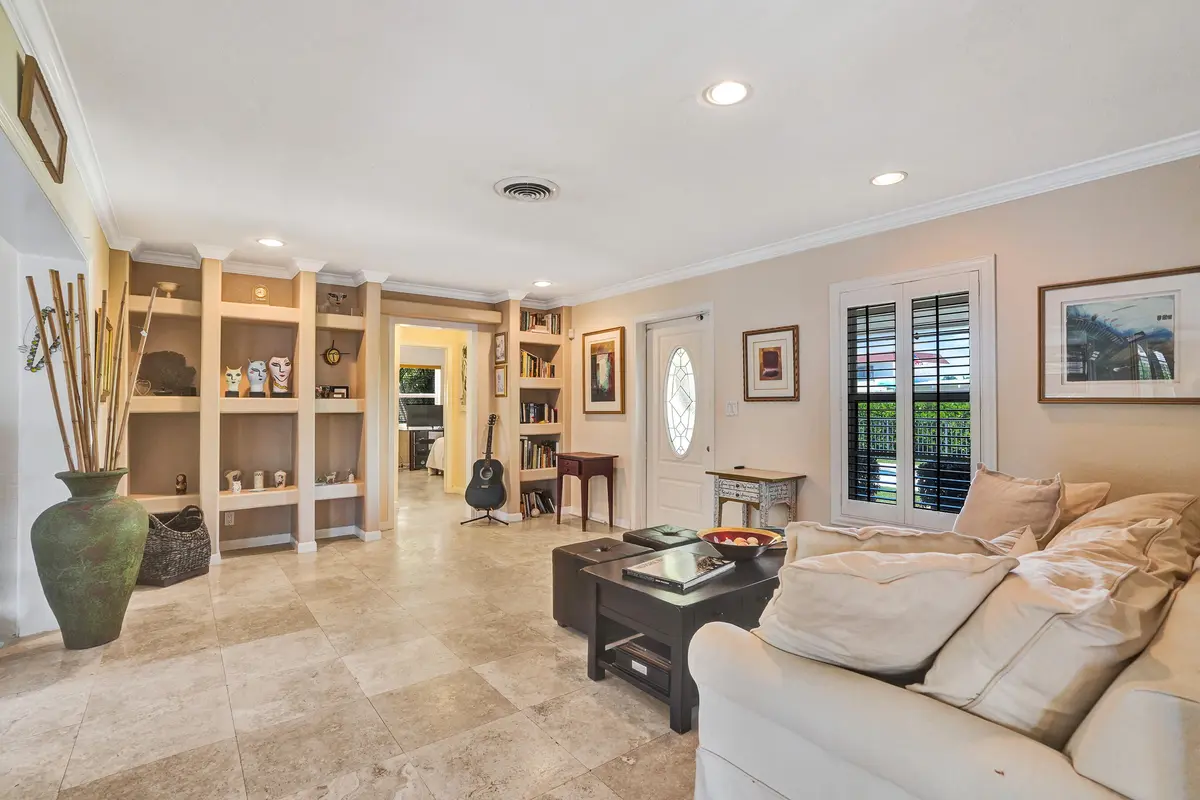 DSC01092 at 1900 N RIVERSIDE Drive, Pompano Beach