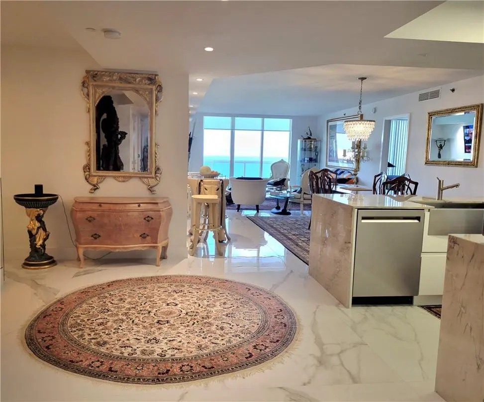 Entry at 1830 S OCEAN Drive 5111, Hallandale Beach