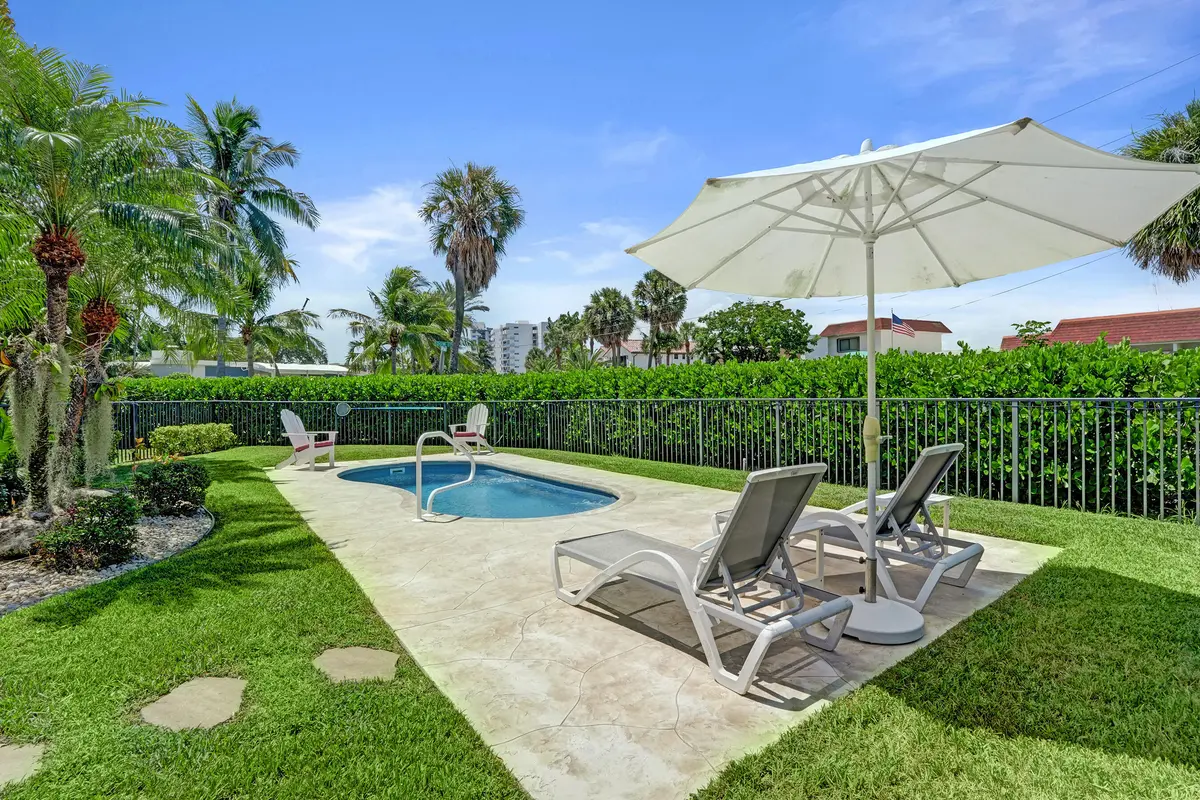 DSC01257 at 1900 N RIVERSIDE Drive, Pompano Beach