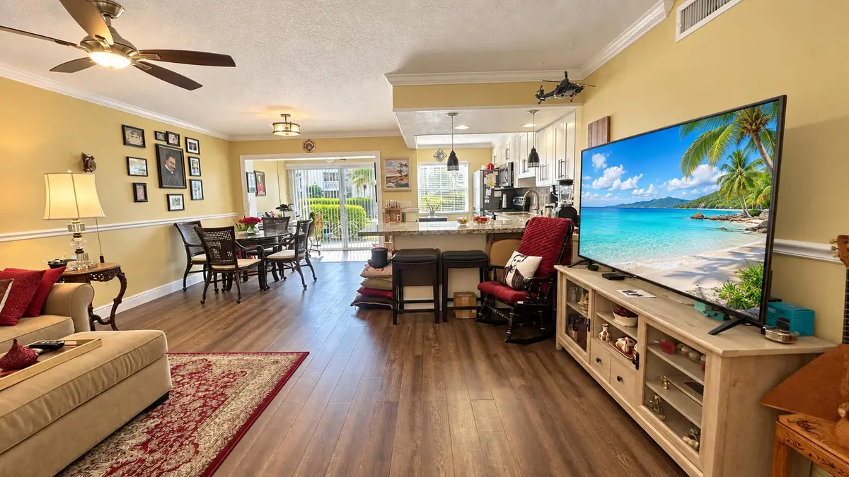 Living area at 14 COLONIAL CLUB Drive 103, Boynton Beach