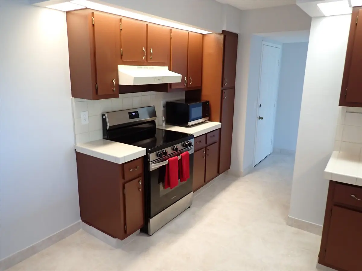 Photo 3 at 106 Lake Emerald Drive 401, Oakland Park