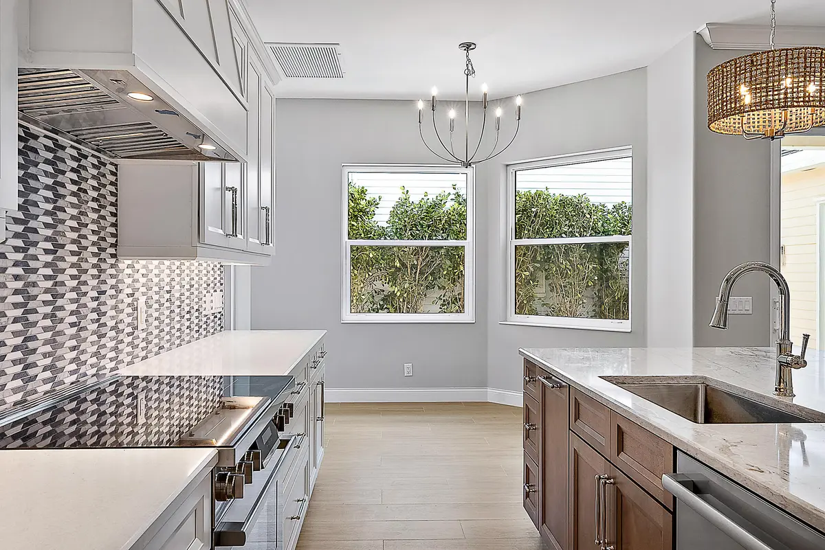 Kitchen at 248 HONEYSUCKLE Drive, Jupiter