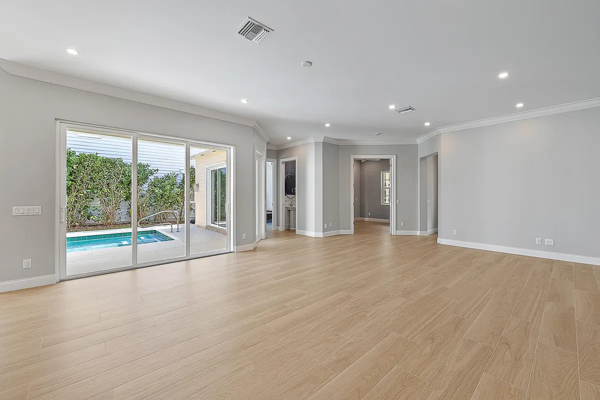 Great Room at 248 HONEYSUCKLE Drive, Jupiter