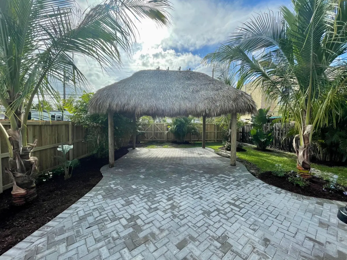 Tiki Hut! at 321 N L Street, Lake Worth Beach