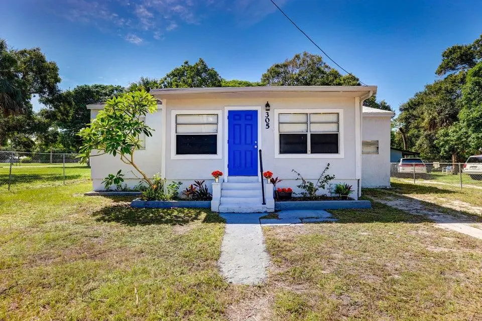 13th at 305 N 13TH Street, Fort Pierce