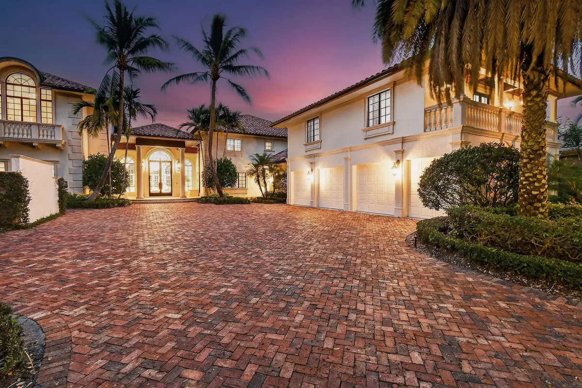 Front Exterior at 107 Schooner Lane, Jupiter