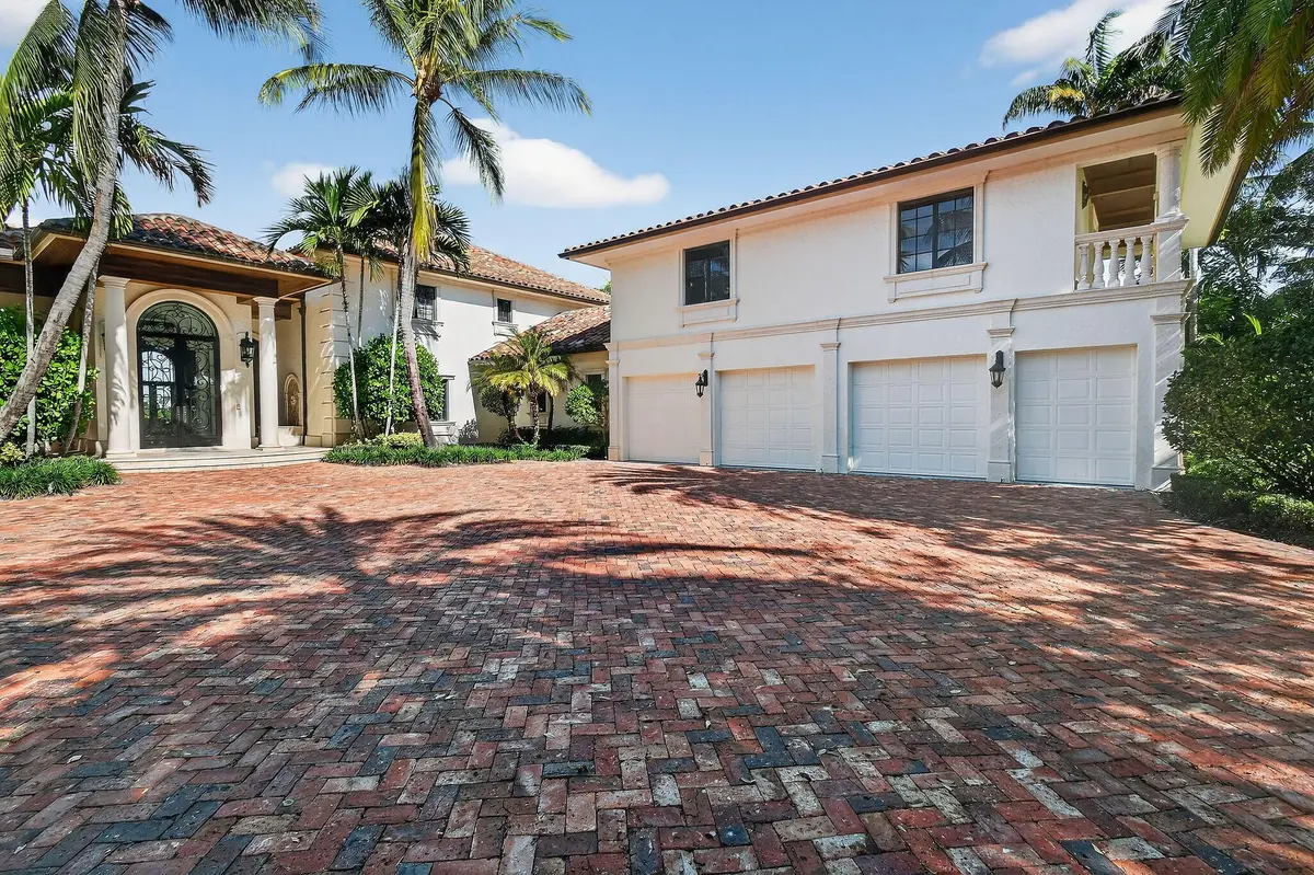 Front Exterior at 107 Schooner Lane, Jupiter