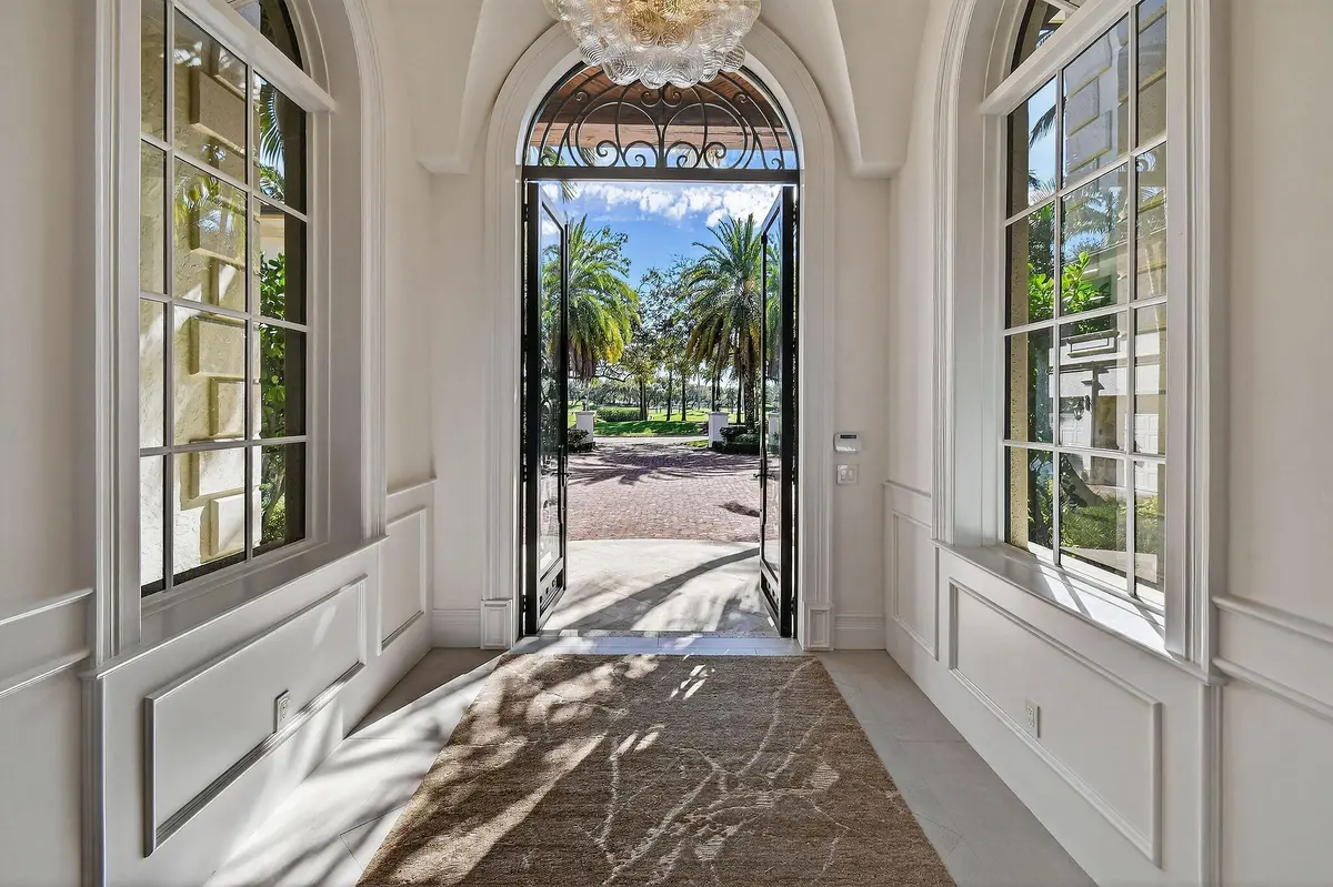 Foyer at 107 Schooner Lane, Jupiter
