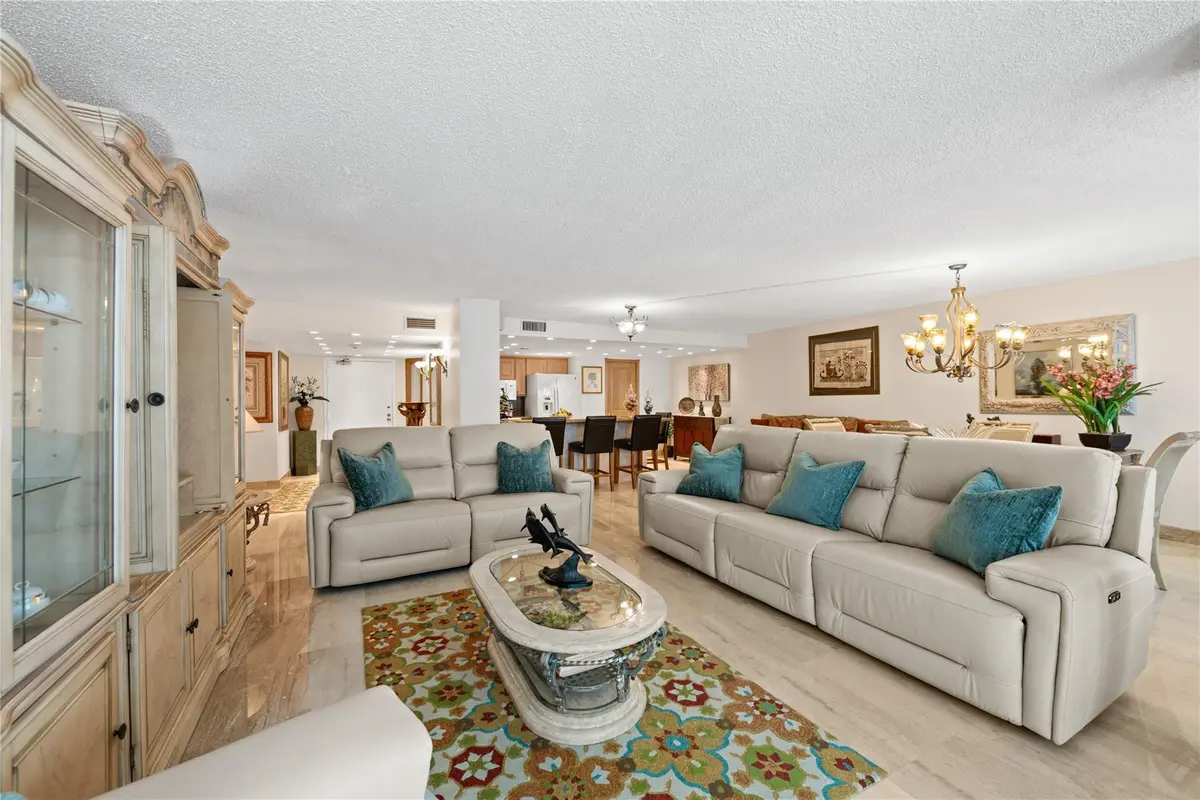 Photo 5 at 4020 Galt Ocean Drive 808, Fort Lauderdale
