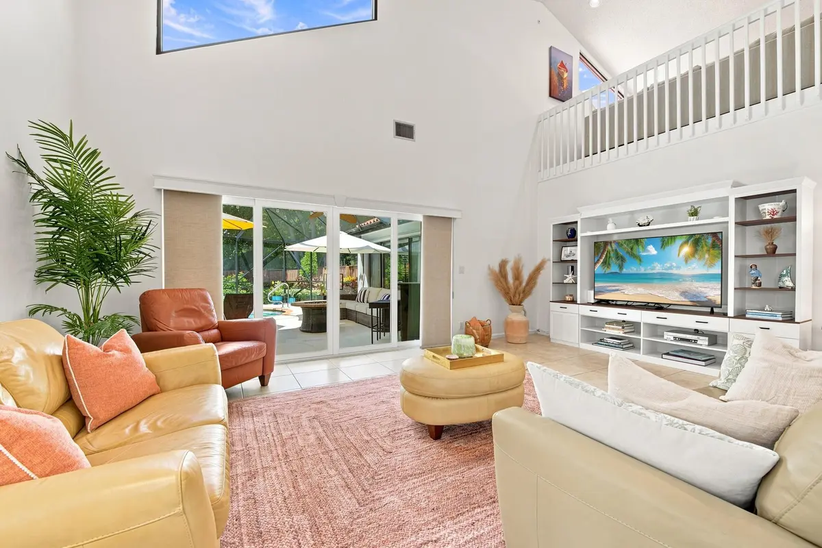 6__dsc7013 at 2576 LA CRISTAL Circle, Palm Beach Gardens