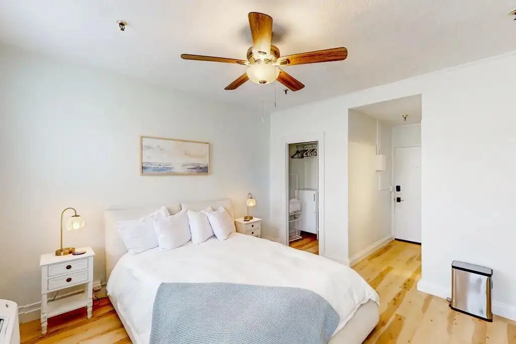 20240829182028203758000000-o (1) at 235 Sunrise Avenue 3215, Palm Beach