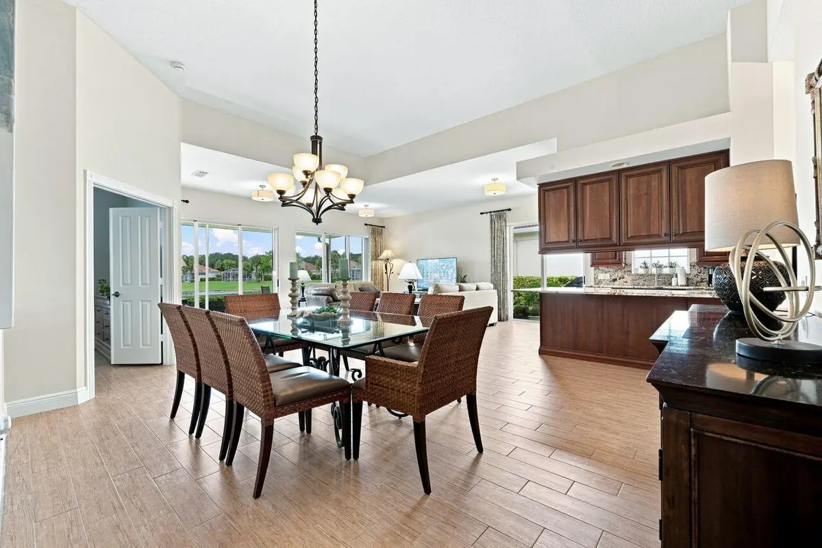 508-15 at 508 E Tall Oaks Drive, Palm Beach Gardens