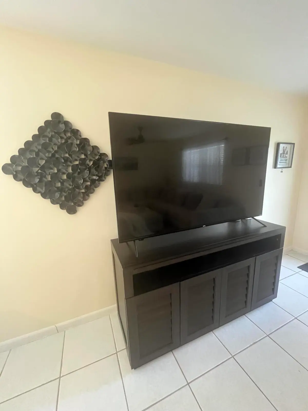 Living room area at 483 Saxony K Drive, Delray Beach