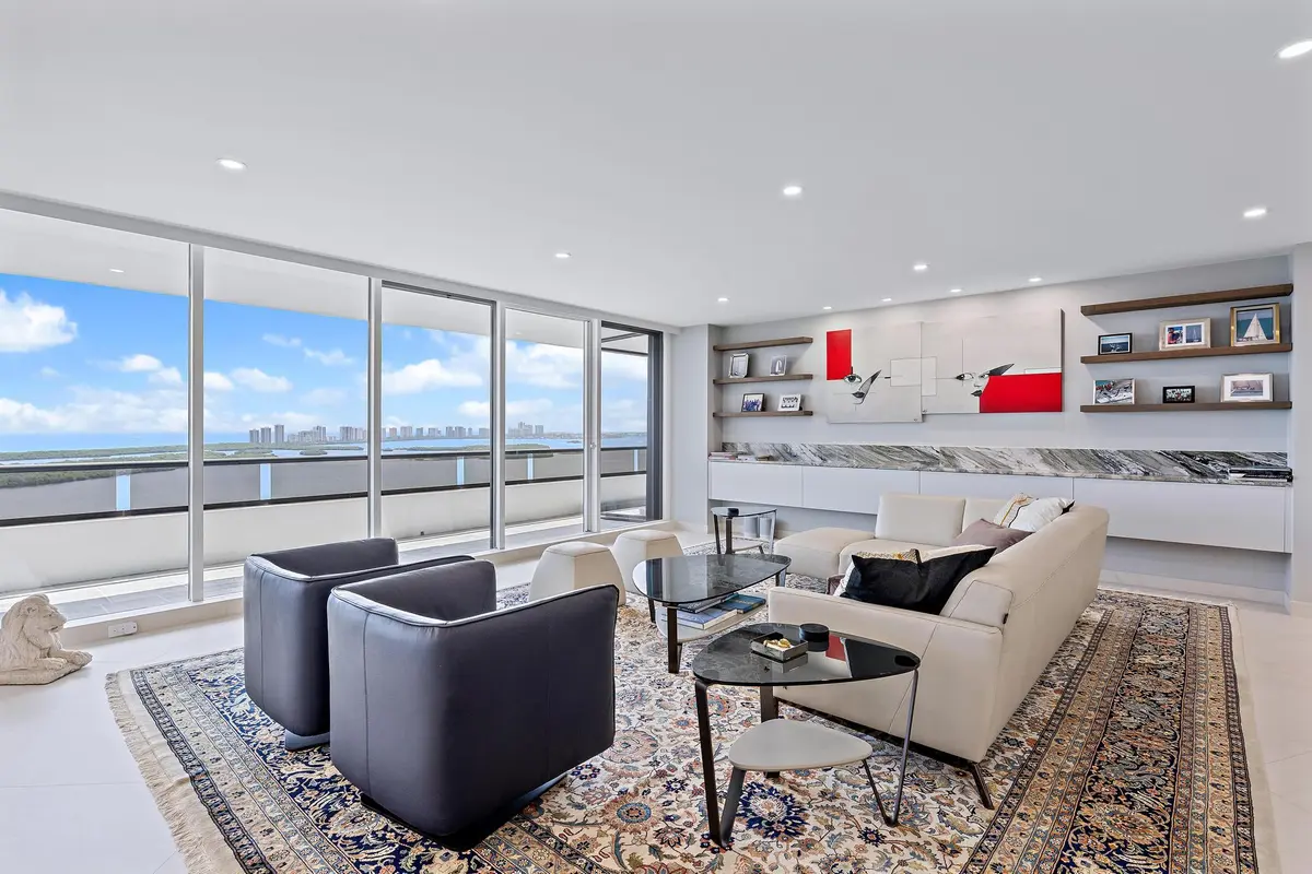 100 Lakeshore Dr 2151-9 at 100 LAKESHORE Drive 2151, North Palm Beach