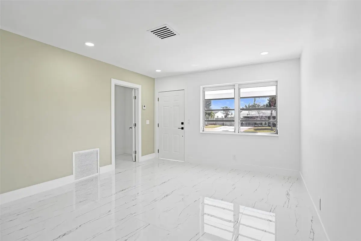 Photo 4 at 1437 SW 1ST Avenue, Deerfield Beach