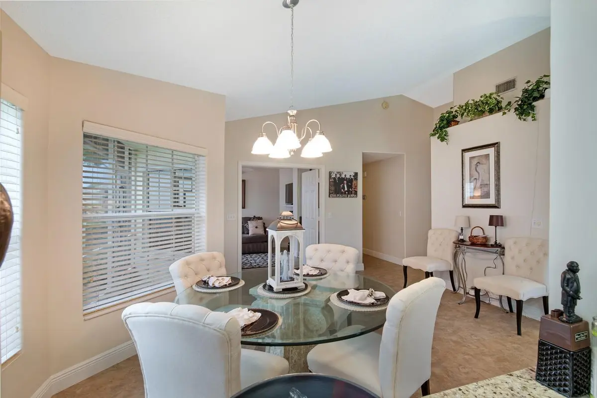 Vaulted Ceilings at 7872 Mansfield Hollow Road, Delray Beach