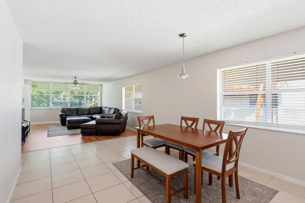 1-web-or-mls-001_0E2A2357 at 2825 SW 22nd Avenue 201, Delray Beach