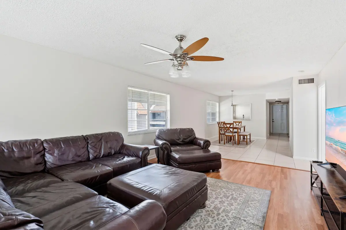 3-web-or-mls-004_0E2A2389_with_tv at 2825 SW 22nd Avenue 201, Delray Beach