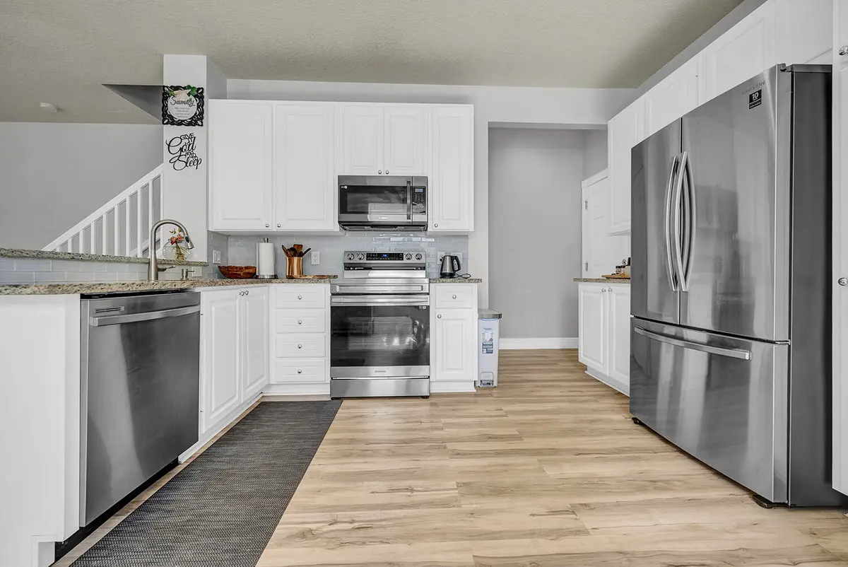 Kitchen at 1106 Pinewood Lake Court, Greenacres