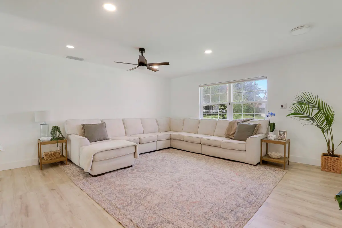House 2-10 at 8016 SE PALM Street, Hobe Sound