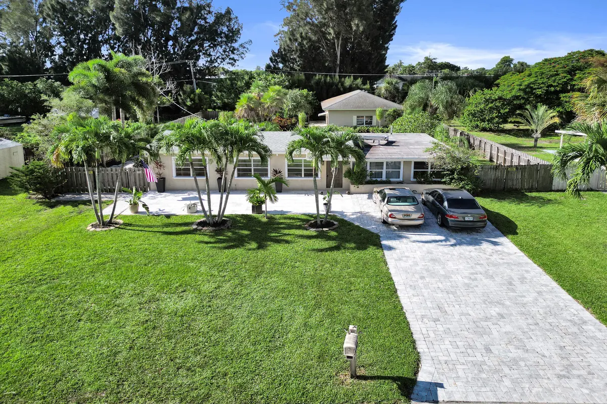 3127 Carol Avenue, Palm Springs, FL – photo 7