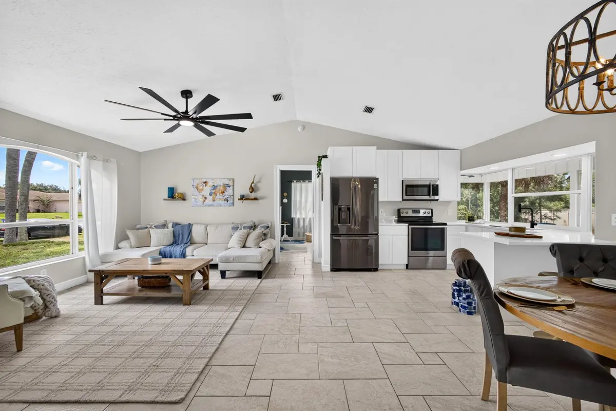 8-web-or-mls-014_7R7A3897 at 8545 101ST Avenue, Vero Beach