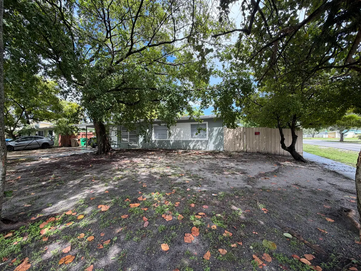 IMG_0089 at 3820 SW 61ST Avenue, Davie