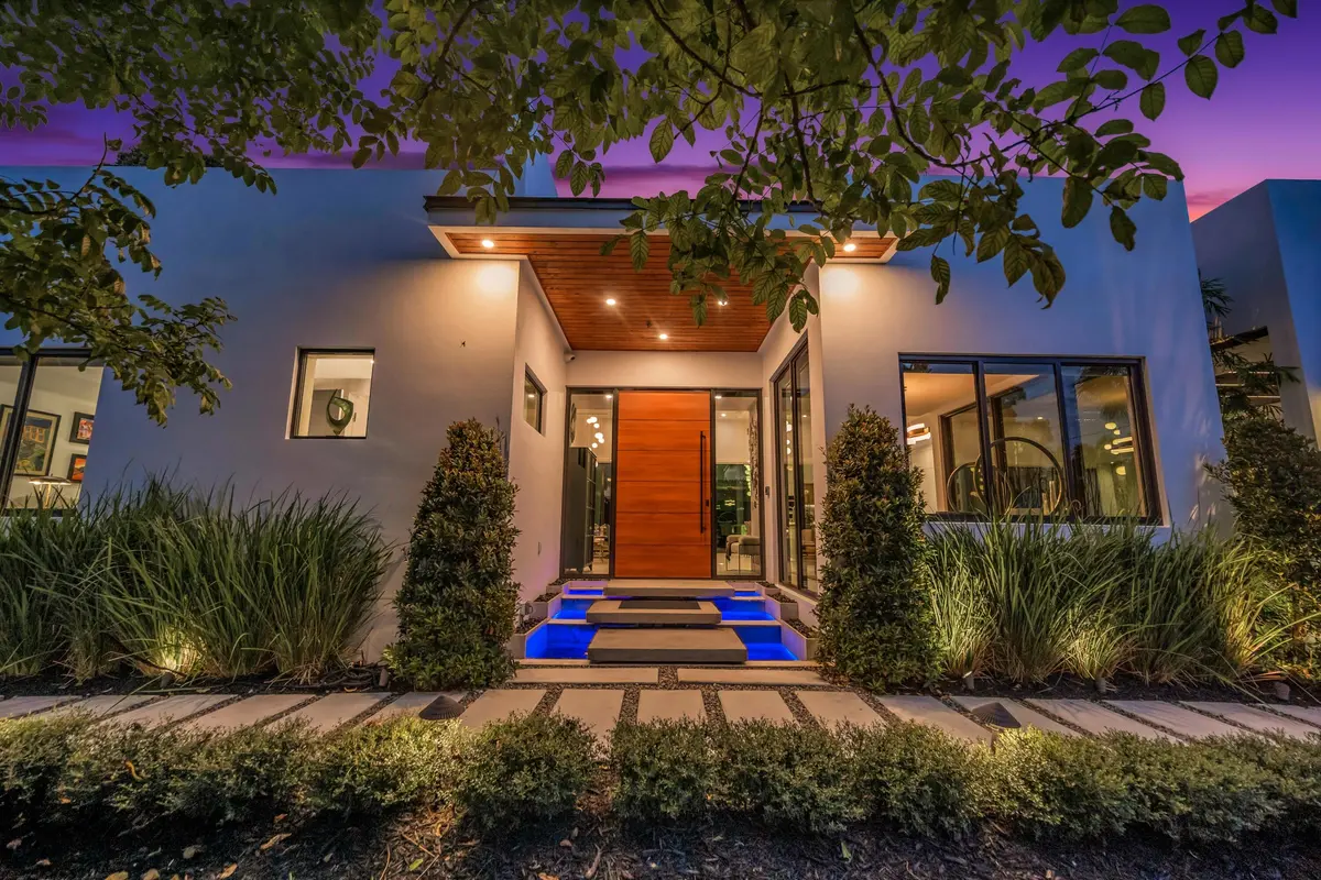 215 NE 28TH CT--23 at 215 NE 28TH Court, Wilton Manors