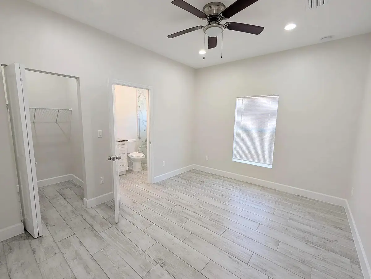 1566 W 26th Ct-7 at 1562 W 26th Court, Riviera Beach